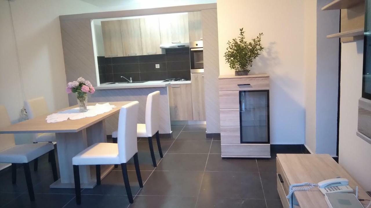 Apartment Stanisic Kneza Luaran gambar